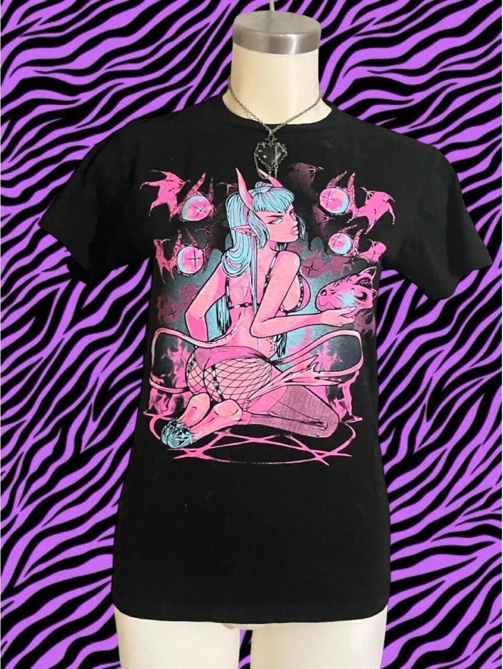Pinku Kult Black/pink Shi-Chan Devil Girl unisex tee #anime #graphic